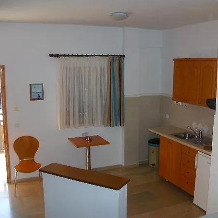 Pella House & Apartment Pefkochori