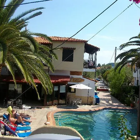 Apartment Pella House &